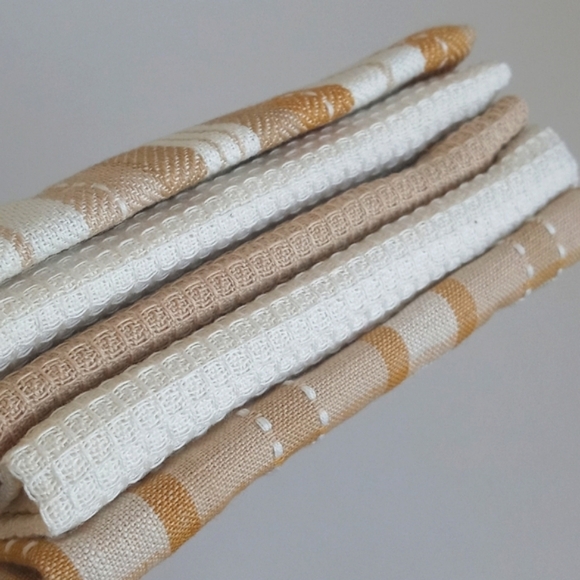 NWT Set Of 5 Woven Kitchen Towels 16" x 26" Khaki Natural Neutral Themed Colors - Picture 4 of 6